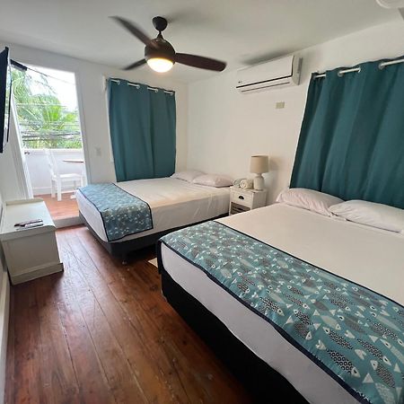 Hotel Miramar West End Bagian luar foto