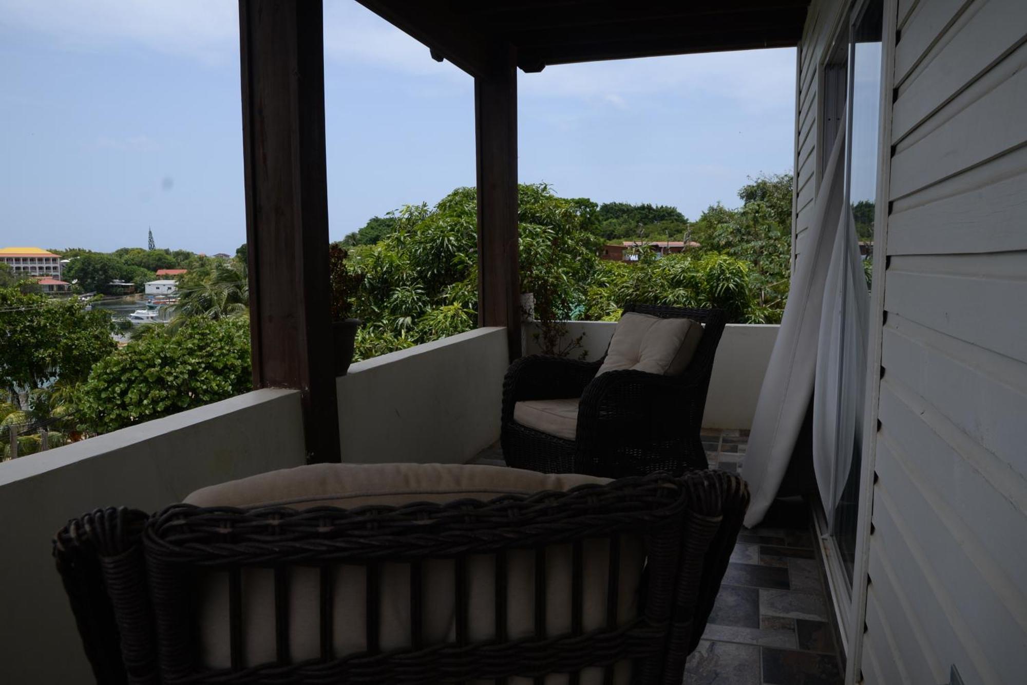 Hotel Miramar West End Bagian luar foto
