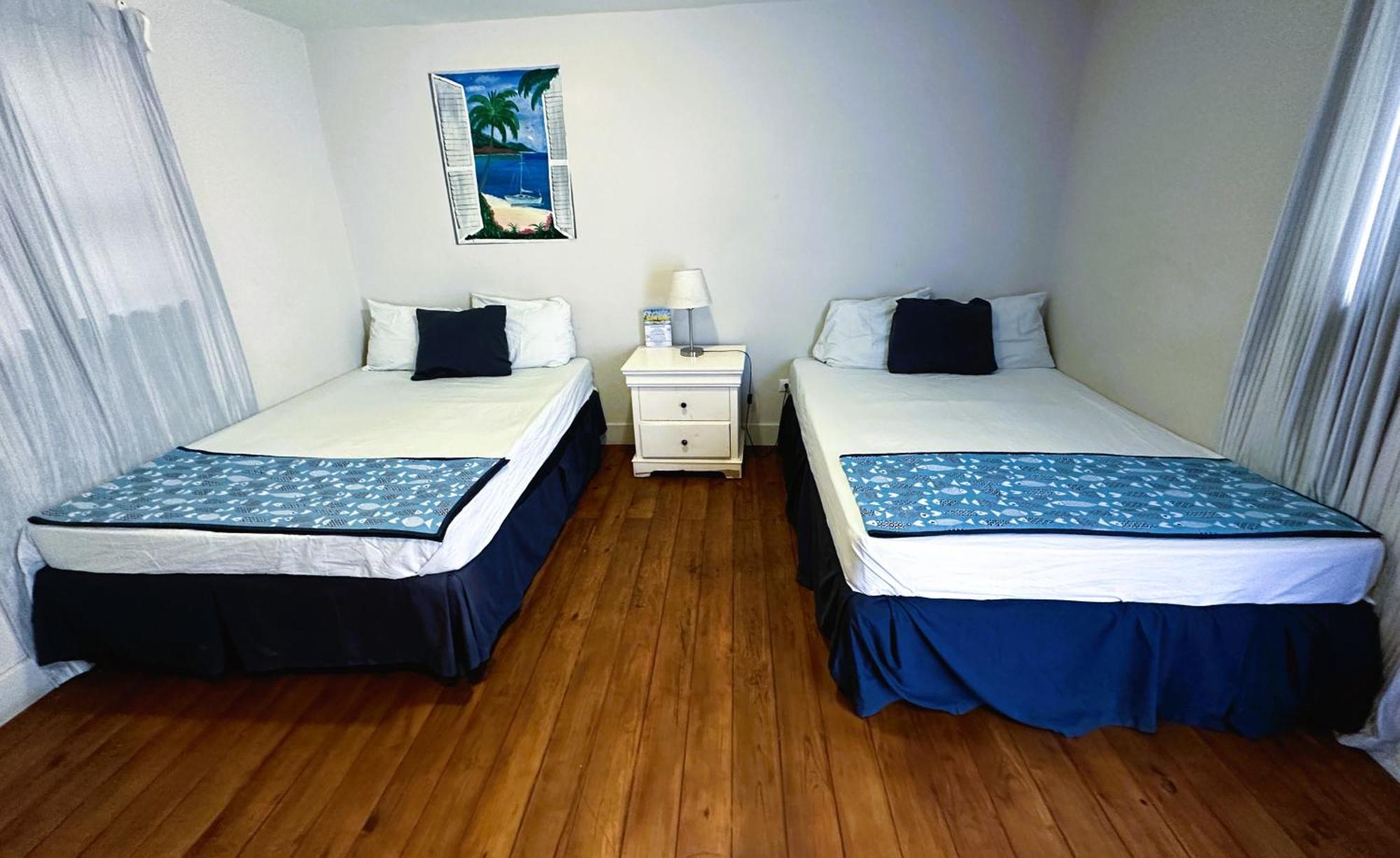 Hotel Miramar West End Bagian luar foto