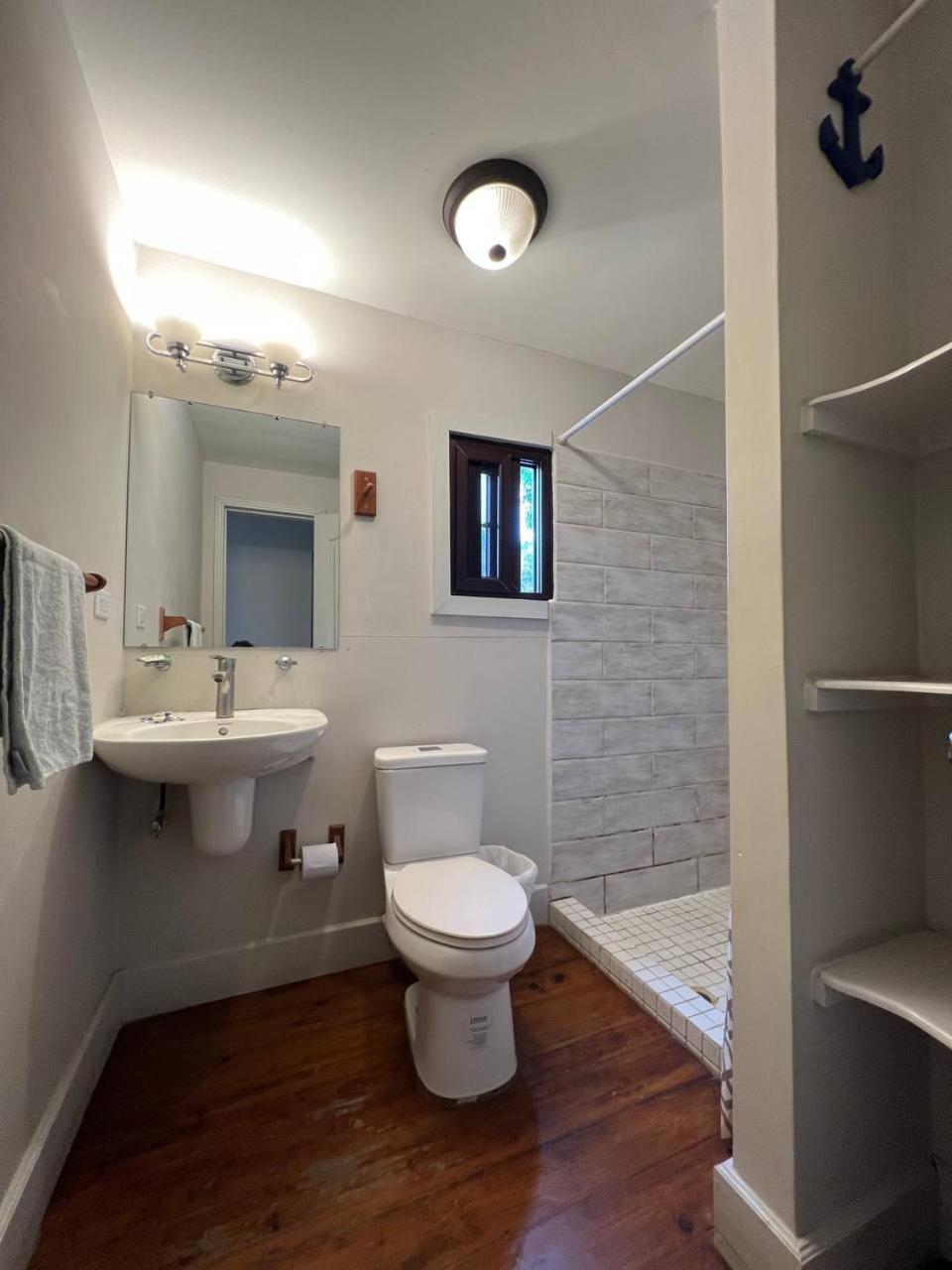 Hotel Miramar West End Bagian luar foto