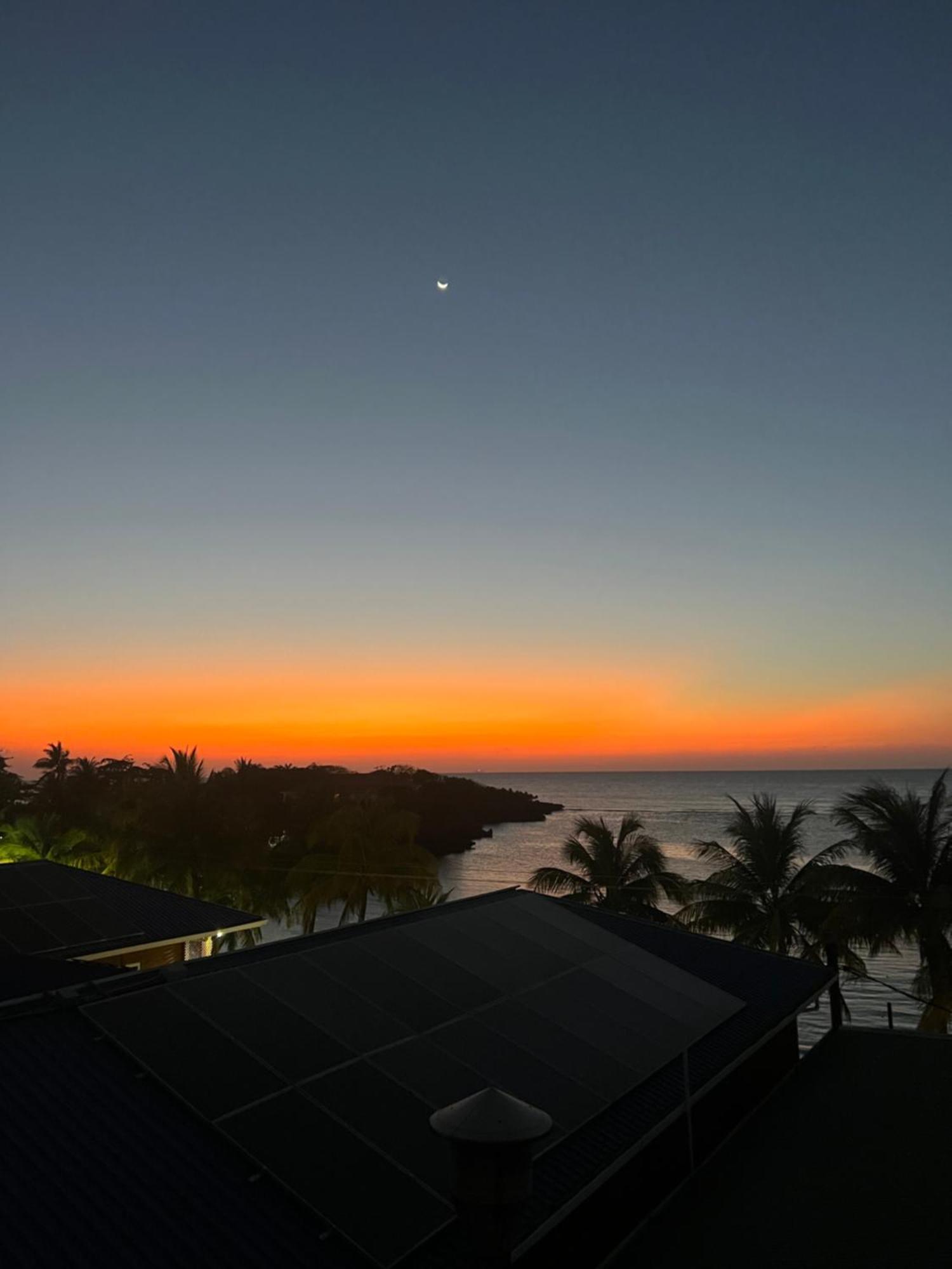 Hotel Miramar West End Bagian luar foto
