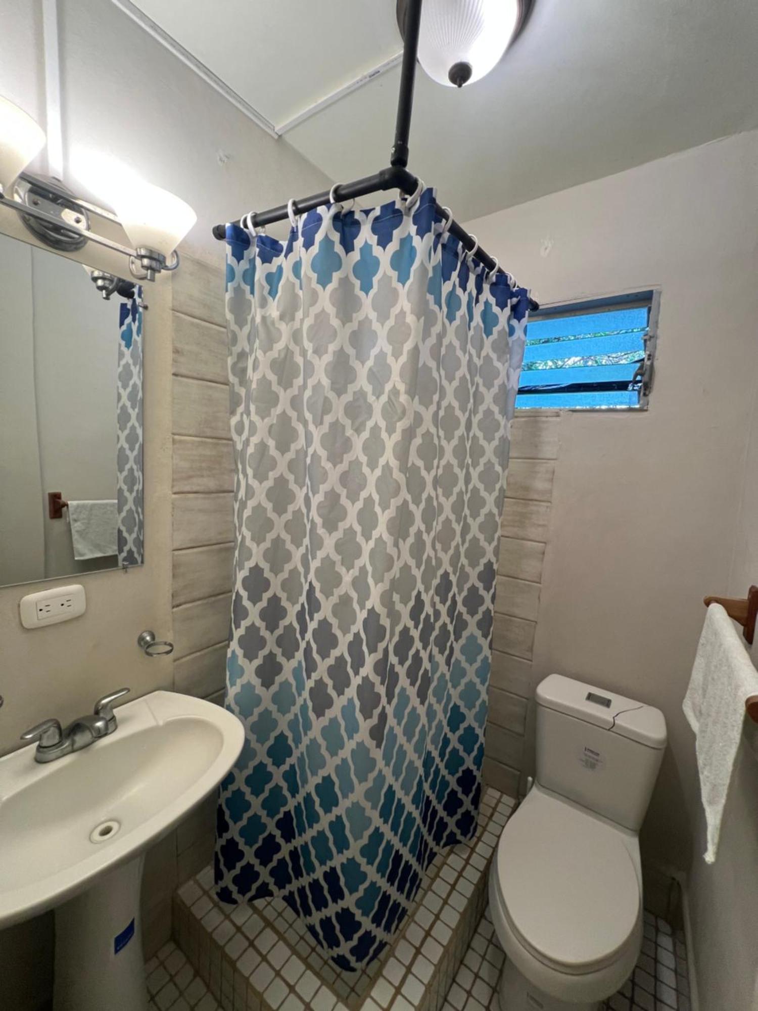 Hotel Miramar West End Bagian luar foto