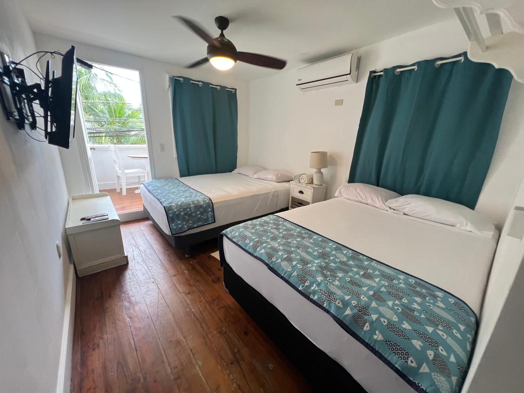 Hotel Miramar West End Bagian luar foto